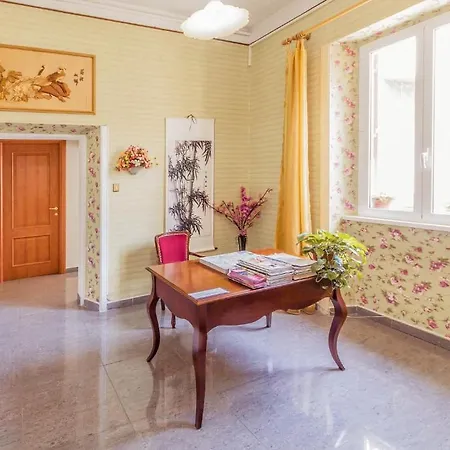 Smart Bed and breakfast 3*