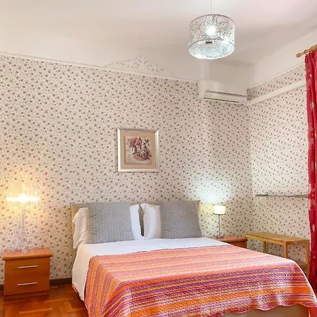 B&B Smart Rooms 3*