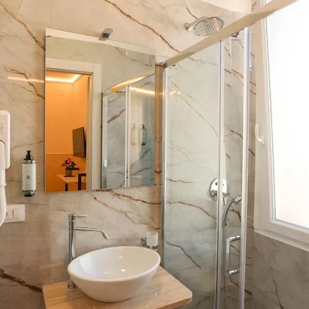 B&B Smart Rooms 3*