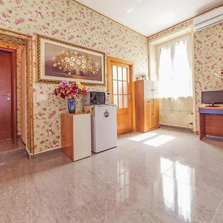 Guest house B&B Smart Rooms Rome